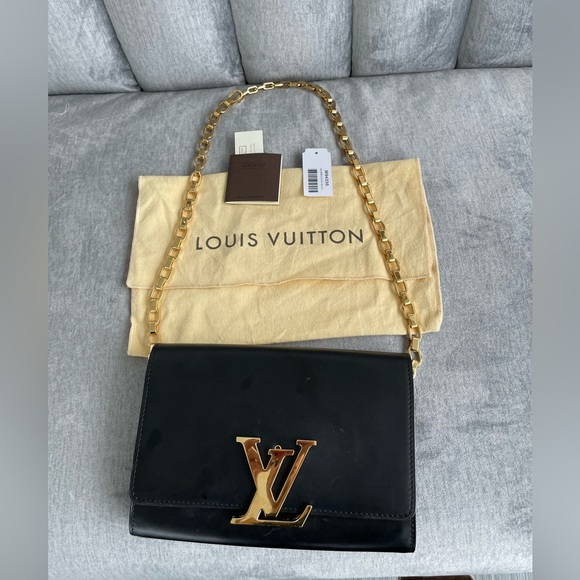 Louis Vuitton Handbags - Louis Vuitton chain Louise MM size LV gold